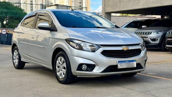 CHEVROLET ONIX 1.0 MPFI LT 8V FLEX 4P MANUAL